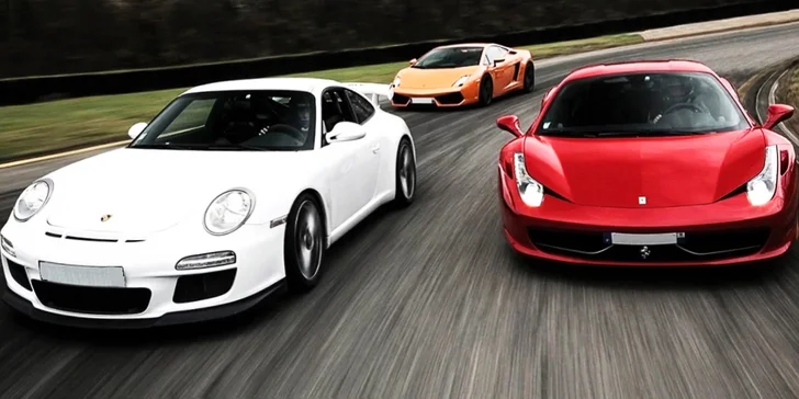 Jízda ve Ferrari, Lamborghini, Nissanu, Aston Martinu nebo Porsche a simulátor Škoda Fabia WRC