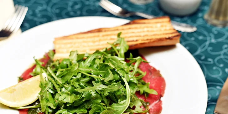 Poskládejte si 3chodové menu v Café Mozart na Staroměstském náměstí
