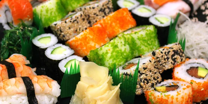 Až 46 ks čerstvého sushi: vegetariánské, smažené i s krevetou nebo lososem