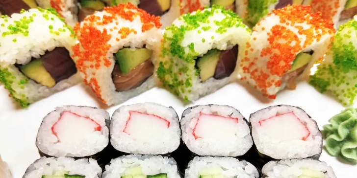 28 či 38 kousků sushi: losos, tuňák i krevety či krab v čerstvých rolkách