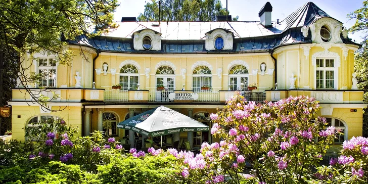 1–2 noci v hotelu v klidné části Mariánských Lázní: polopenze a masáž