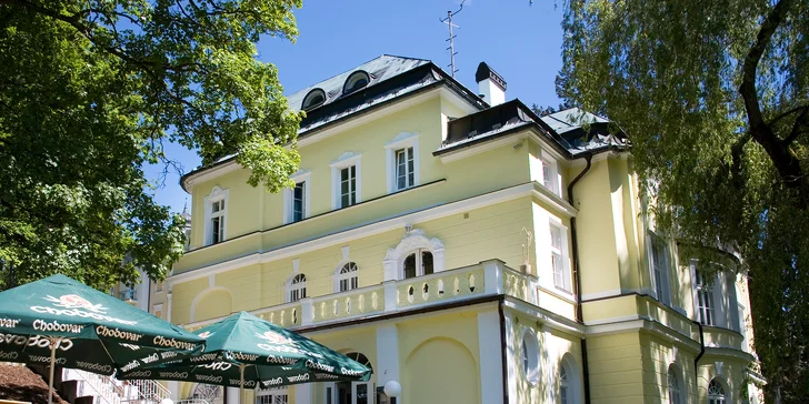 1–2 noci v hotelu v klidné části Mariánských Lázní: polopenze a masáž