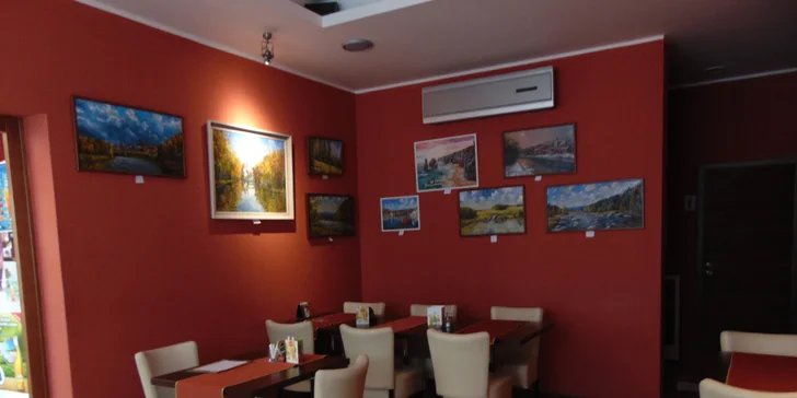 Tříchodové menu pro 2: telecí maminha, francouzská palačinka i džbánek vína