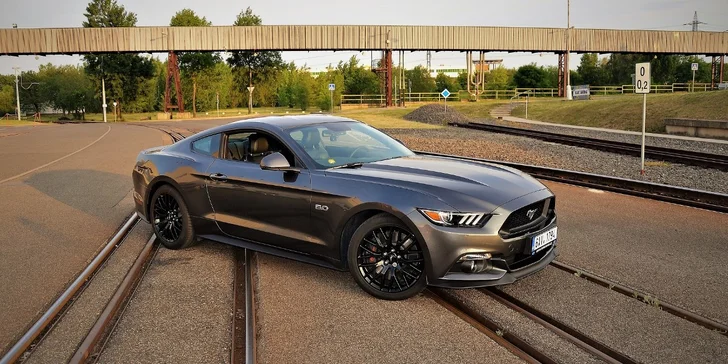 Rozjeďte to v nejsilnějším modelu Ford Mustang 2017 až na 24 hodin