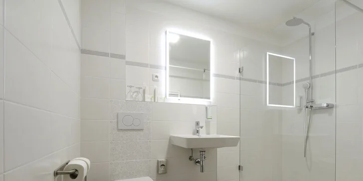 Horský hotel s polopenzí i s výletem na Sněžku za východem slunce