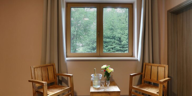 Rodinný pobyt v horském hotelu v Peci: polopenze, program a dítě zdarma
