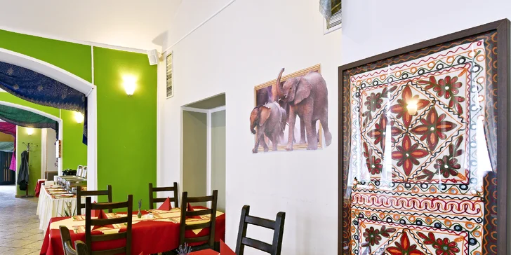 Žádné maso: indické vegetariánské menu ve smíchovské restauraci Taj Mahal