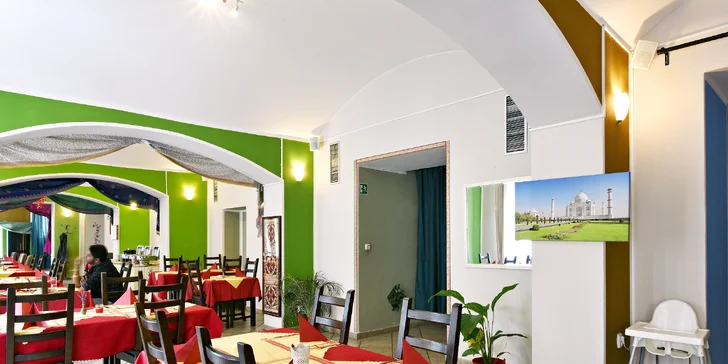 Žádné maso: indické vegetariánské menu ve smíchovské restauraci Taj Mahal