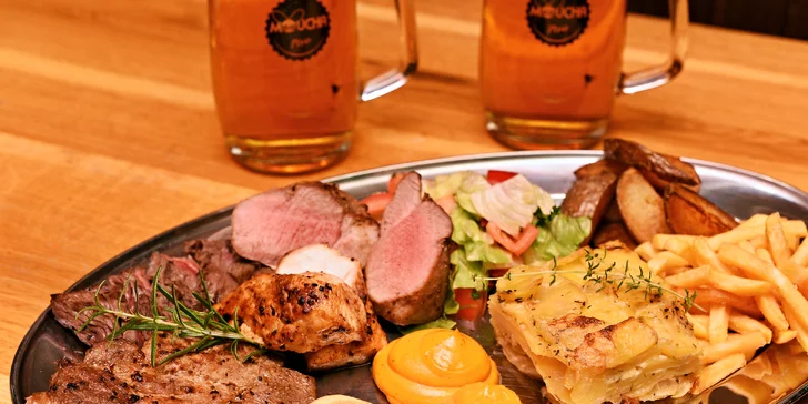 Masové menu pro dva: hovězí flank steak, krkovice, panenka i kuřecí prsa