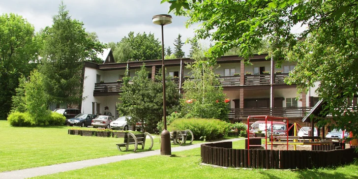 Letní relaxace v Beskydech: 2-6 nocí s polopenzí a wellness na každý den