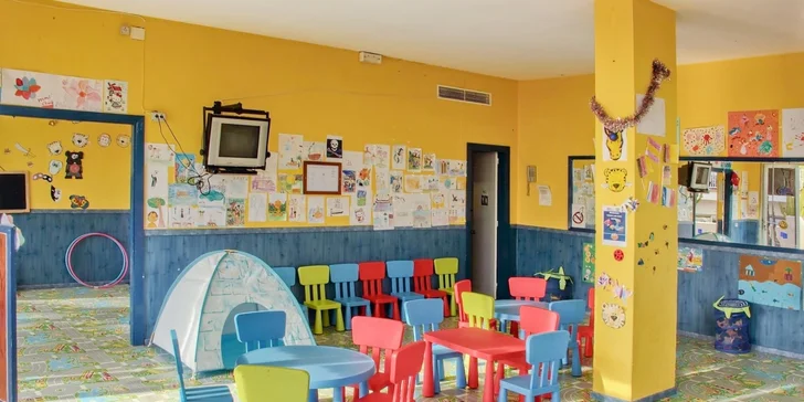 Děti zabaví mimo jiné program miniklubu.