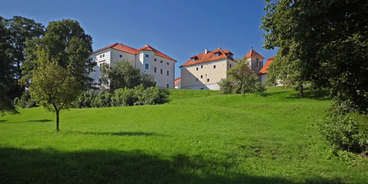 3–6 dní při úpatí Železných hor: Pobyt včetně snídaní a vybrané lahve vína