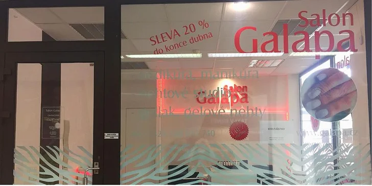 Nožky jako ze škatulky: mokrá pedikúra v centru Brna