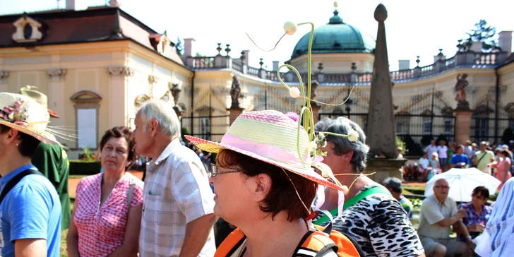 Slavnosti česneku v Buchlovicích: den plný folkloru a pikantního jídla