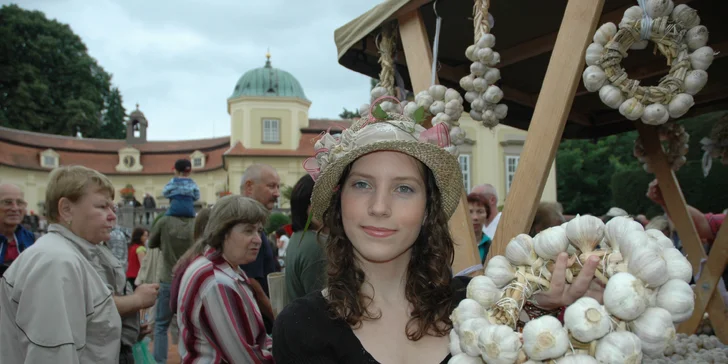 Slavnosti česneku v Buchlovicích: den plný folkloru a pikantního jídla