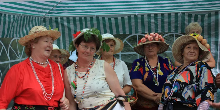 Slavnosti česneku v Buchlovicích: den plný folkloru a pikantního jídla