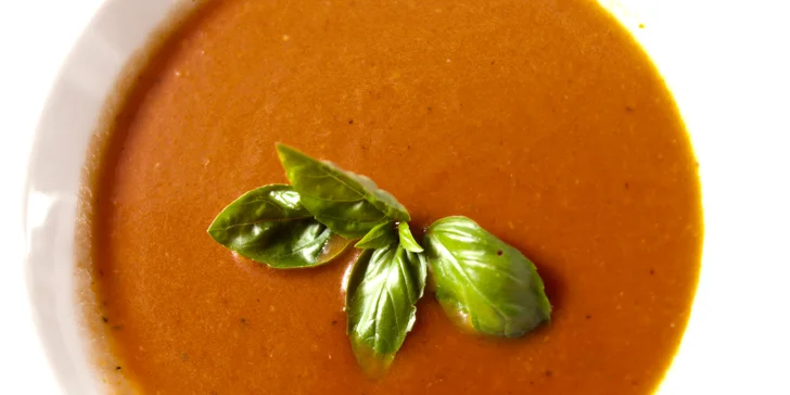 4chodové menu pro 2: portobello, polévka gazpacho i grilovaný filet z lososa
