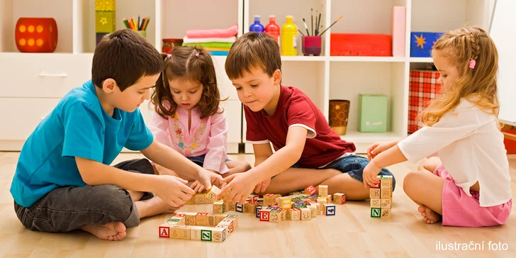 Dramatický, výtvarný či Montessori kroužek pro děti