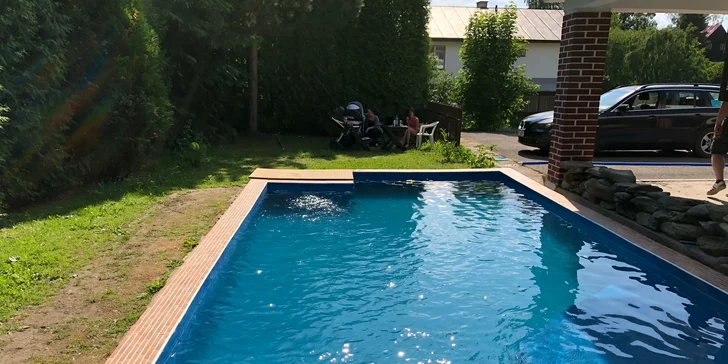 Ve dvou i s rodinou do Rokytnice: aktivní pobyt se snídaní či polopenzí