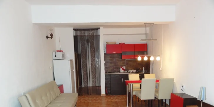 Chorvatsko/Živogošce: 7 nocí ve vybavených apartmánech vč. dopravy