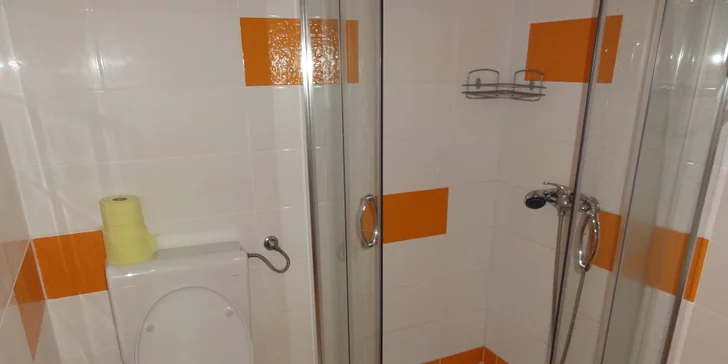 Chorvatsko/Živogošce: 7 nocí ve vybavených apartmánech vč. dopravy