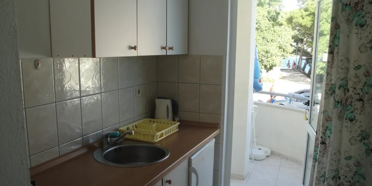 Chorvatsko/Živogošce: 7 nocí ve vybavených apartmánech vč. dopravy