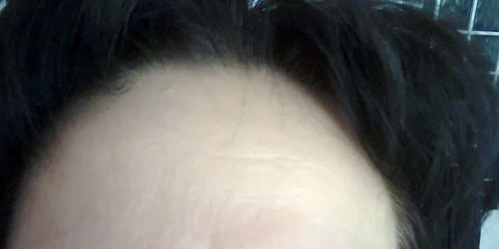 Pro váš dokonalý vzhled: permanentní make-up očních linek i obočí