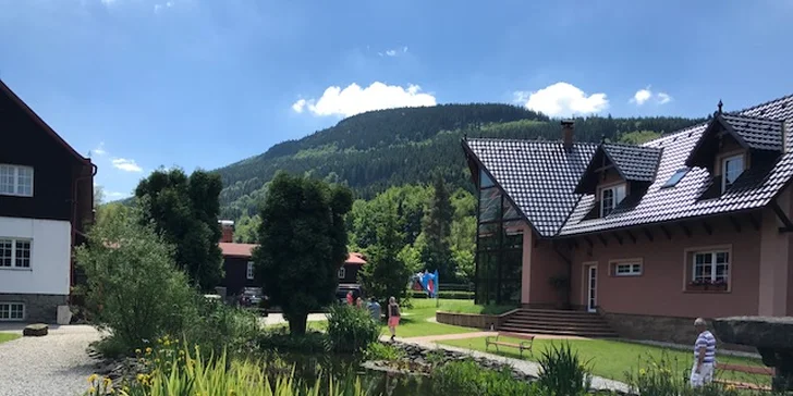 Babí léto a podzim v Beskydech se snídaní a saunou