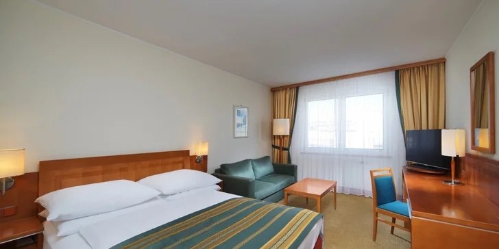 3 luxusní dny v Brně: 4* hotel Holiday Inn, střešní wellness a slevy na zážitky