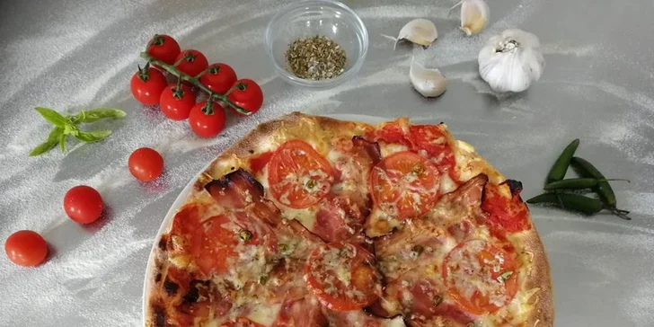 2 křupavé pizzy o průměru 32 cm: vyberte si z 6 klasických variant