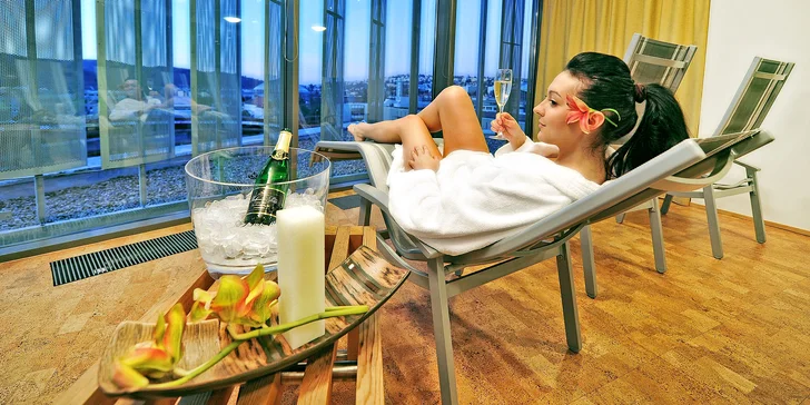 3 luxusní dny v Brně: 4* hotel Holiday Inn, střešní wellness a slevy na zážitky