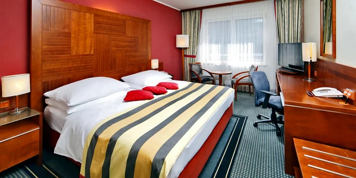 3 luxusní dny v Brně: 4* hotel Holiday Inn, střešní wellness a slevy na zážitky