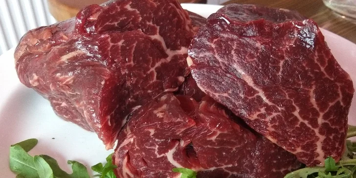 All you can eat degustace steaků, uzenin, líček a dalších mas přímo v řeznictví