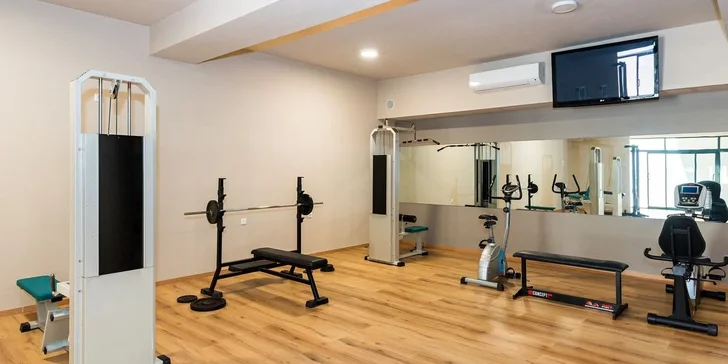 Protáhněte se ve fitness centru nebo při aqua gymu.