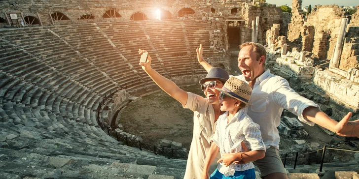 54% sleva na cestovní pojištění AXA pro celou rodinu i jednotlivce