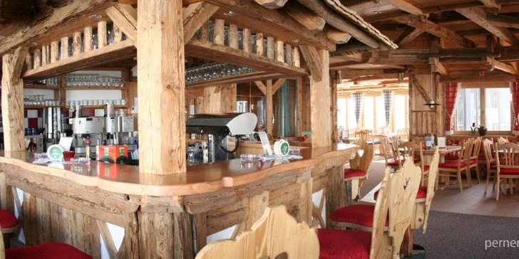Lyžování na rakouském ledovci: hotel u sjezdovky, polopenze i neomezený wellness