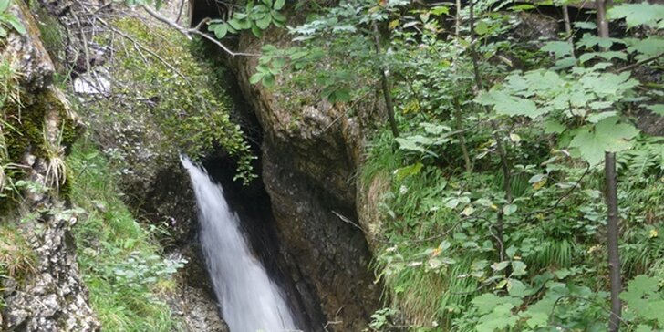 Celodenní výlet do Jánošikových dier: soutěsky, kaňony, vodopády