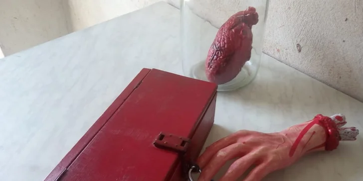 Pojďte se bát, bloudící duše čekají na záchranu: únikovka Kanibalové