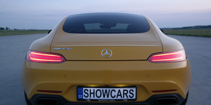 Mercedes Benz AMG GTS V8 BiTurbo: 20 minut jízdy i včetně paliva