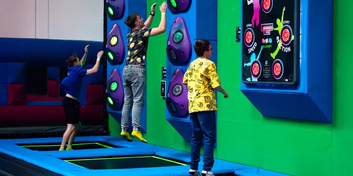 Vstup na 60 minut do trampolínového světa Toboga AirJump! v Brně