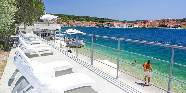 Pobyt na nádherné Korčule pro dva: polopenze i volný vstup do bazénu