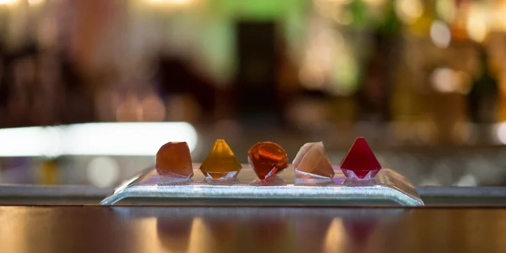 2x molekulární Diamond Menu a koktejl v prvorepublikovém baru v centru