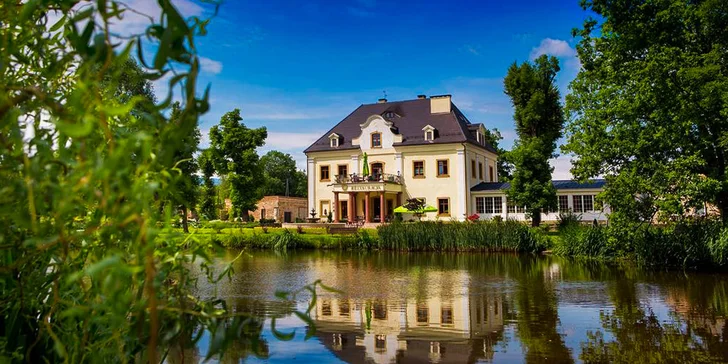 Pobyt v romantickém zámečku z 18. století s výhledem na panorama Krkonoš