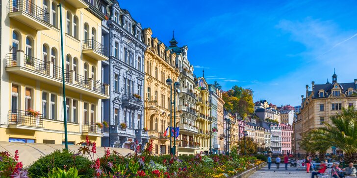 Luxusní pobyt v Karlových Varech: nádherné studio pokoje, snídaně a procházky po kolonádě