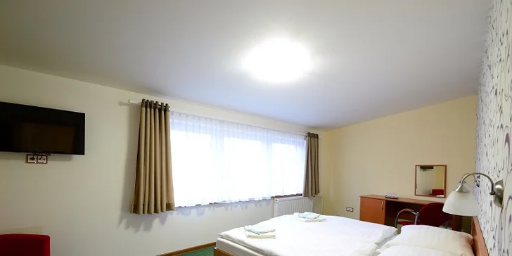Horský hotel v Beskydech: polopenze, neomezený bazén a výlety