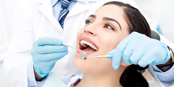 Dentální hygiena včetně Air-flow a odstranění zubního kamene ultrazvukem