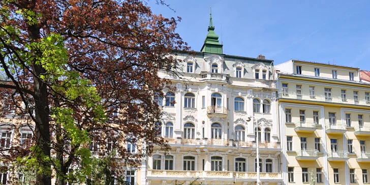 Odpočinek pro dva s plnou penzí a procedurami v centru Mariánských Lázní