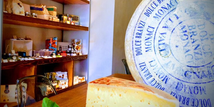 Italské sýrové trio pro gurmány: Parmigiano Reggiano, Grana Padano a Branzi