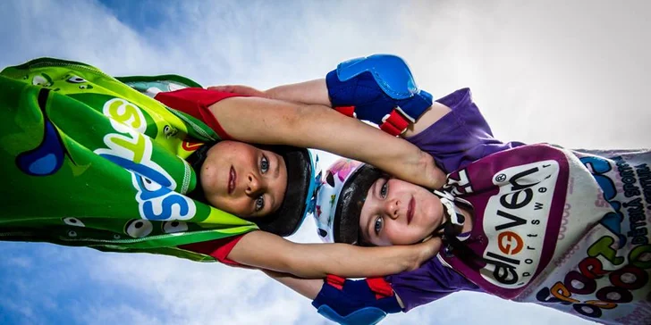 Všestranný sportovní kroužek pro děti 3–6 let: kolo, skateboard i brusle