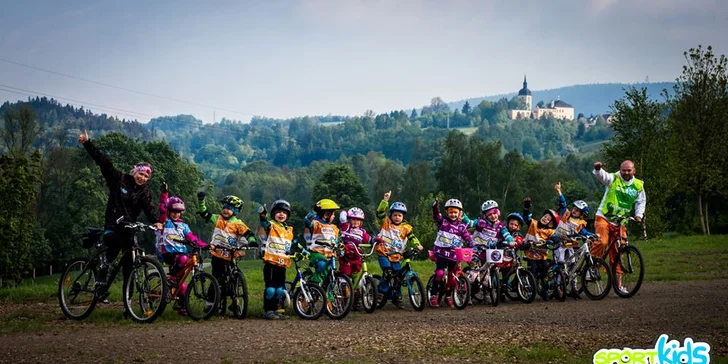 Všestranný sportovní kroužek pro děti 3–6 let: kolo, skateboard i brusle